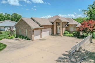 160 Porter Mill Bend Dr, Camdenton, MO 65020