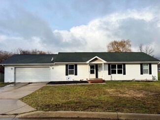 50 New Moon Terrace N, Springfield, MI 49037
