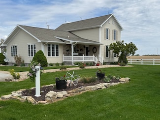 1109 W 10 Rd, Aurora, NE 68818