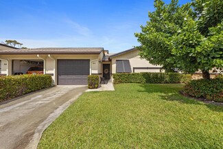 9 Ridge Pointe Dr Unit C, Boynton Beach, FL 33435