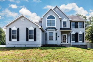 1 Overlook Place, Bayville, NJ 08721