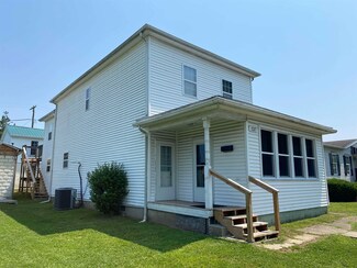 1217 Pine St, Kenova, WV 25530