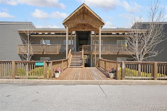 152 Geneva Cove Dr, Wright City, MO 63390