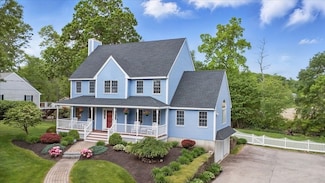8 Valley Rd, Danvers, MA 01923