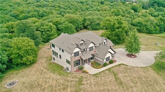 25892 Riverview Ridge Rd, Adel, IA 50003