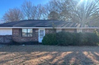 484 Woolfolk Rd, Fort Valley, GA 31030