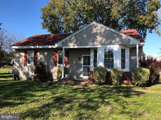 29332 Greenfield Ave, Trappe, MD 21673