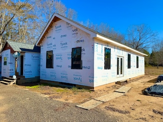 804 Crowe Rd, Columbus, MS 39702
