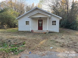 1612 Carter Rd, Lancaster, SC 29720