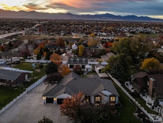 11324 S Trent Dr, South Jordan, UT 84095