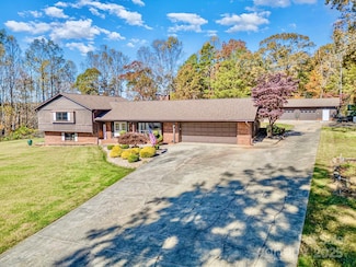 2844 Hickory Hwy, Statesville, NC 28677