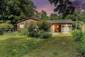 215 S Broadway, Beverly Shores, IN 46301