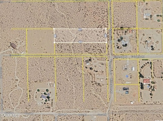 11420 Wintergreen Rd, Piñon Hills, CA 92372