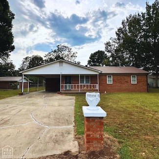 319 N Stephan Ln, Corning, AR 72422