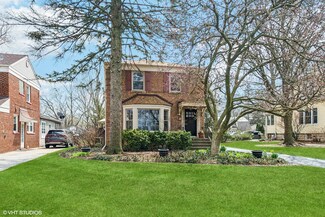 2135 Maple Rd, Homewood, IL 60430
