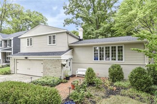 28030 Lincoln Rd, Bay Village, OH 44140