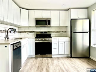 144 Preston St Unit 2nd Floor, Ridgefield Park, NJ 07660
