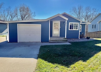 863 W Burns Valley Rd, Winona, MN 55987