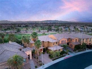 937 Rue Grand Paradis Ln, Henderson, NV 89011