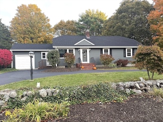 7 Malcolm St, Norfolk, MA 02056