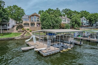 30 Pointe Ct, Lake Ozark, MO 65049
