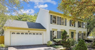 4321 Galesbury Ln, Chantilly, VA 20151