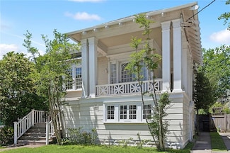 1200 Pine St, New Orleans, LA 70118