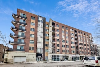 873 N Larrabee St Unit 305, Chicago, IL 60610