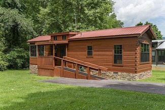 93 Lazy Bear Trail, Andrews, NC 28901