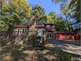 1704 N Ridgeway Dr, Ellettsville, IN 47429
