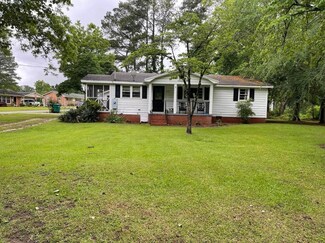 622 S Lincoln St, Coats, NC 27521