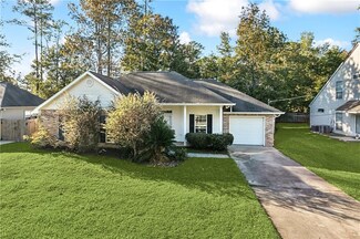 305 Chestnut St, Mandeville, LA 70471
