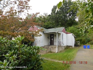 1245 Shoemaker Ave, Wyoming, PA 18644