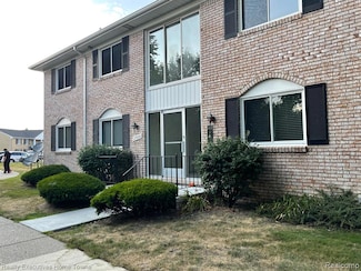 13920 Camelot Dr Unit 78, Sterling Heights, MI 48312