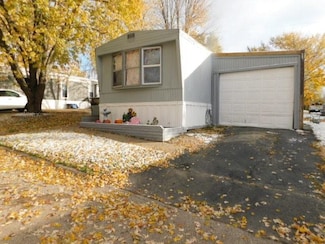 5101 Pebble Ln, Loves Park, IL 61111