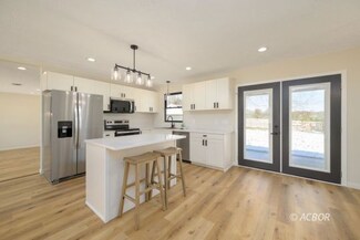 130 Amby Ln, Vinton, OH 45686