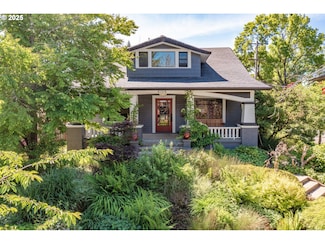 4104 SE Pine St, Portland, OR 97214