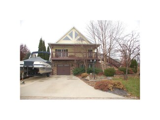 8814 W Meadows Dr, Eckerty, IN 47116
