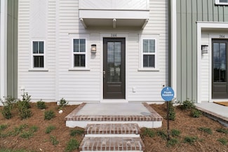 266 Symphony Ave, Summerville, SC 29486