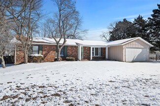 2432 Muegge Rd, Saint Charles, MO 63303