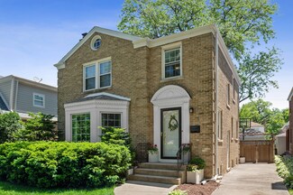 6535 N Minnehaha Ave, Chicago, IL 60646