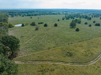 000 E 318th Rd, Flemington, MO 65650