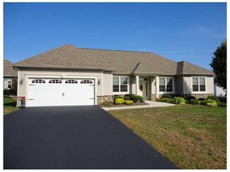 3 Pond Bridge Way, East Rochester, NY 14445