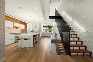 19 Jay St, New York, NY 10013