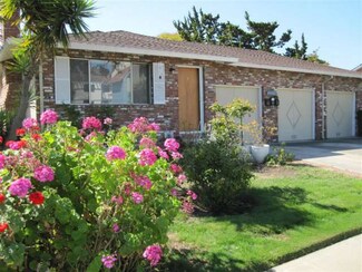 10060 Craft Dr, Cupertino, CA 95014