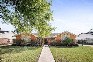 5743 Jason St, Houston, TX 77096