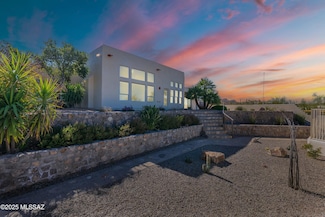 1061 N Deer Glen Place, Tucson, AZ 85745