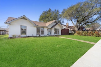 2420 Majestic Dr, Plano, TX 75074