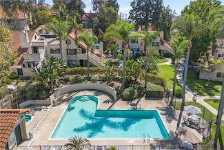 333 N Melrose Dr Unit H, Vista, CA 92083