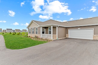 1187 Sonoma Ct, Pingree Grove, IL 60140
